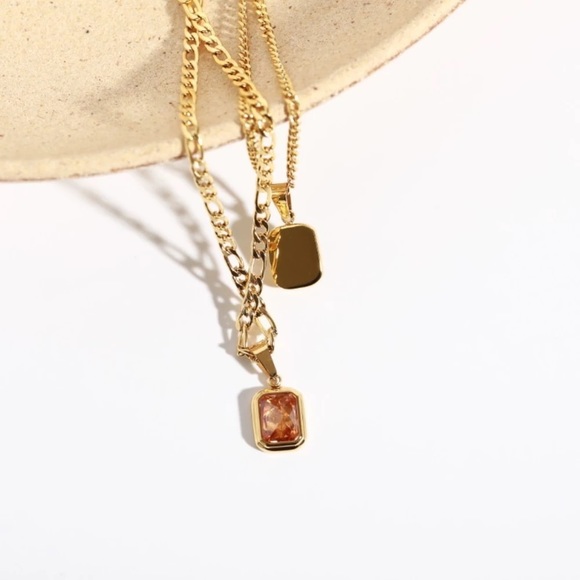 18k Gold Plated Cubic Zirconia Pendant Figaro Chain Necklace - Picture 5 of 9